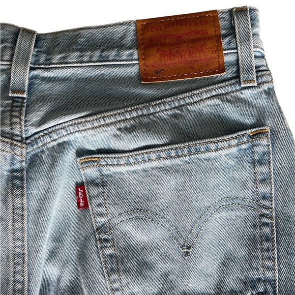 NWOT Levi’s - Original Cropped Women’s Jeans - W27 L26 - Picture 7 of 15
